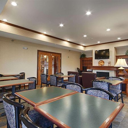 Heritage Hotel And Suites Dickinson Buitenkant foto