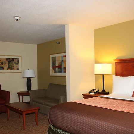 Heritage Hotel And Suites Dickinson Buitenkant foto