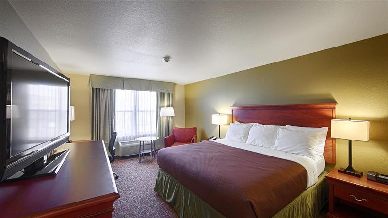 Heritage Hotel And Suites Dickinson Buitenkant foto